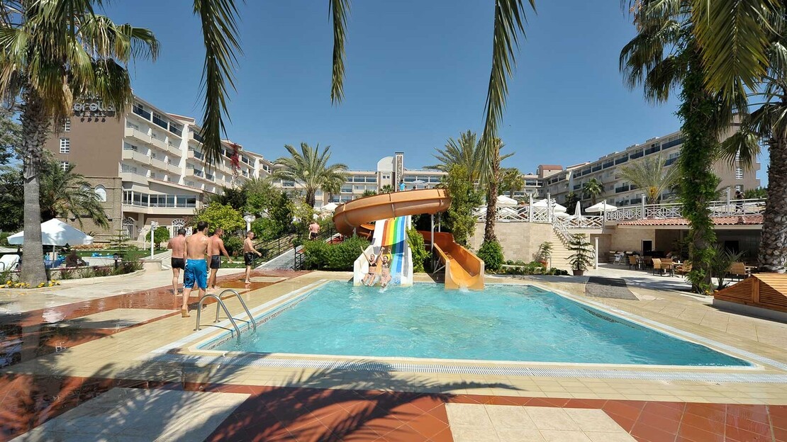 Seaden Corolla Hotel